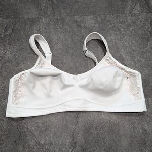 Wonderbra W1903 white with pink lace  wireless no poke bra 42D
